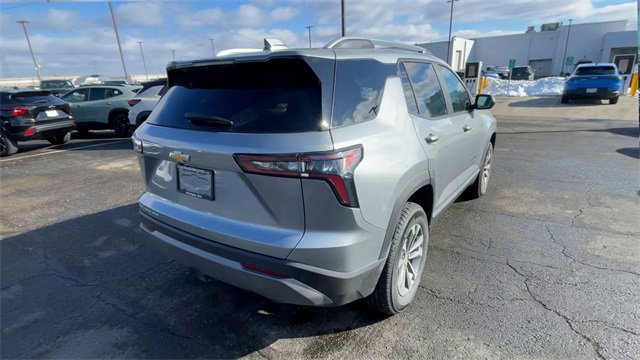 New 2026 Chevrolet Equinox LT w/ Convenience Package II image 9