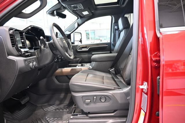 New 2026 Chevrolet Silverado 3500 High Country w/ High Country Premium Package AWD/4WD image 14