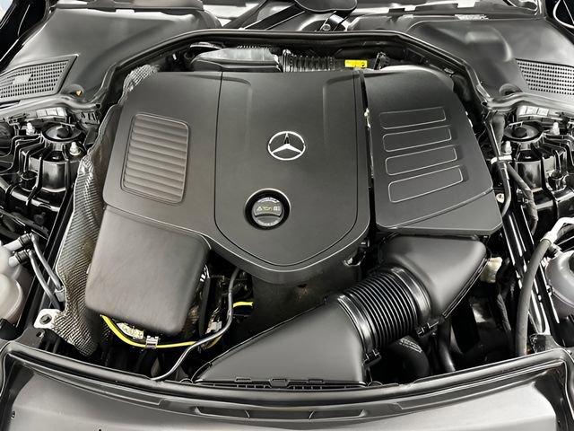 Used 2025 Mercedes-Benz C 300 4MATIC Sedan image 33