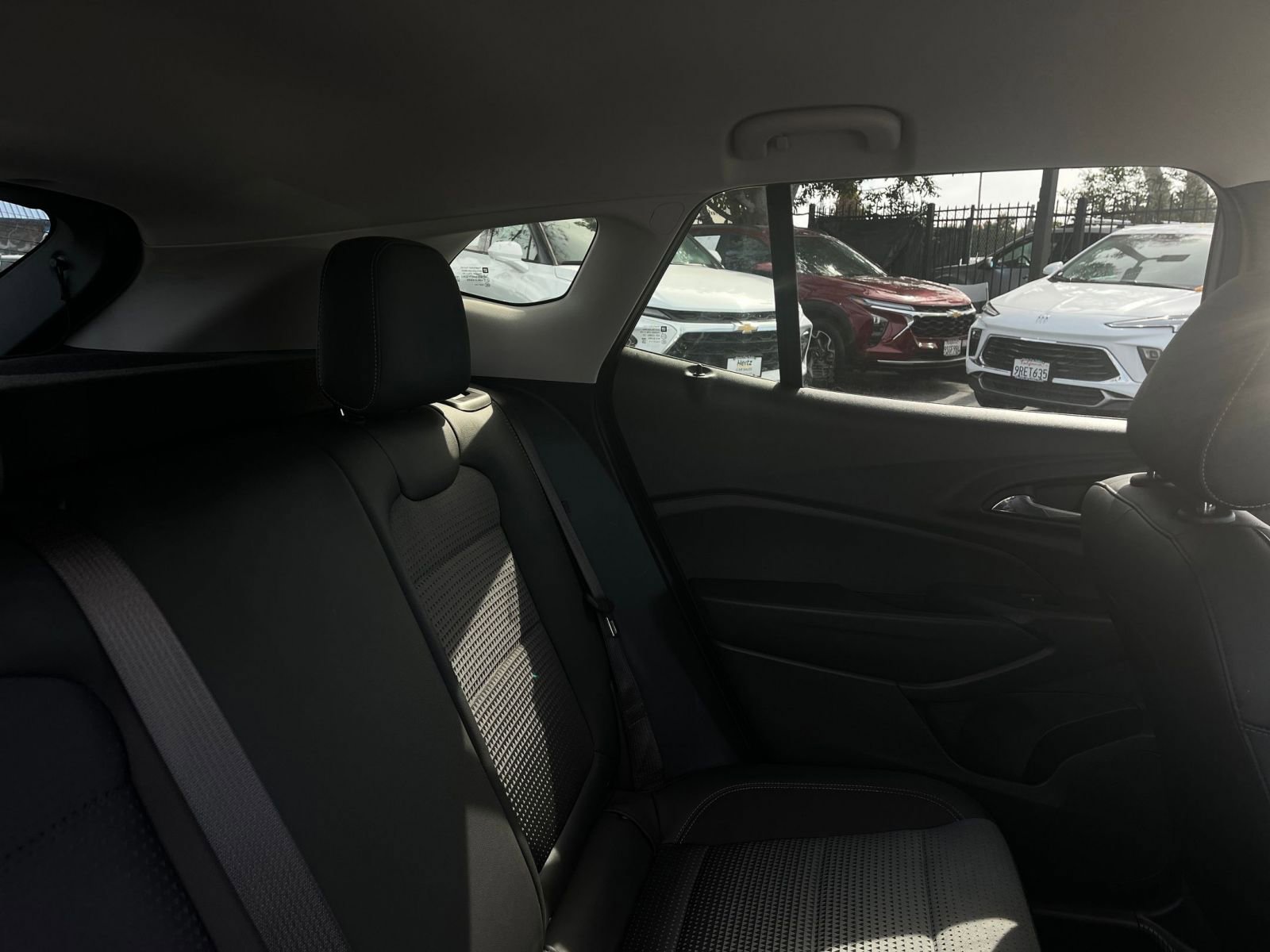 Used 2025 Chevrolet Trax LT w/ LT Convenience Package image 38