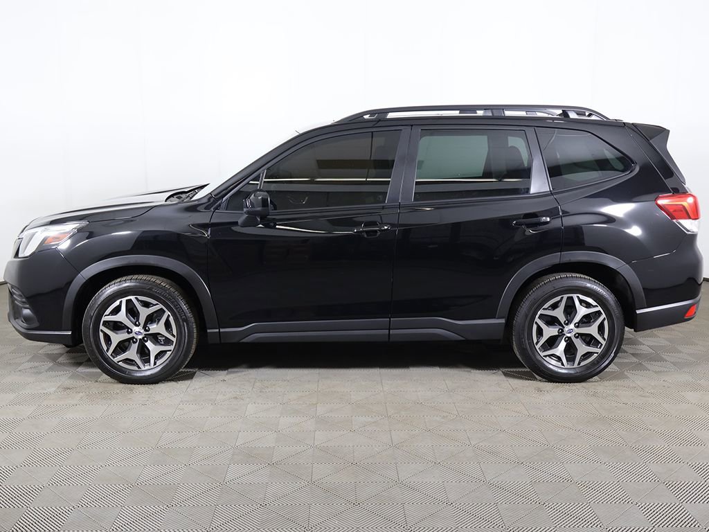 Used 2024 Subaru Forester Premium image 18