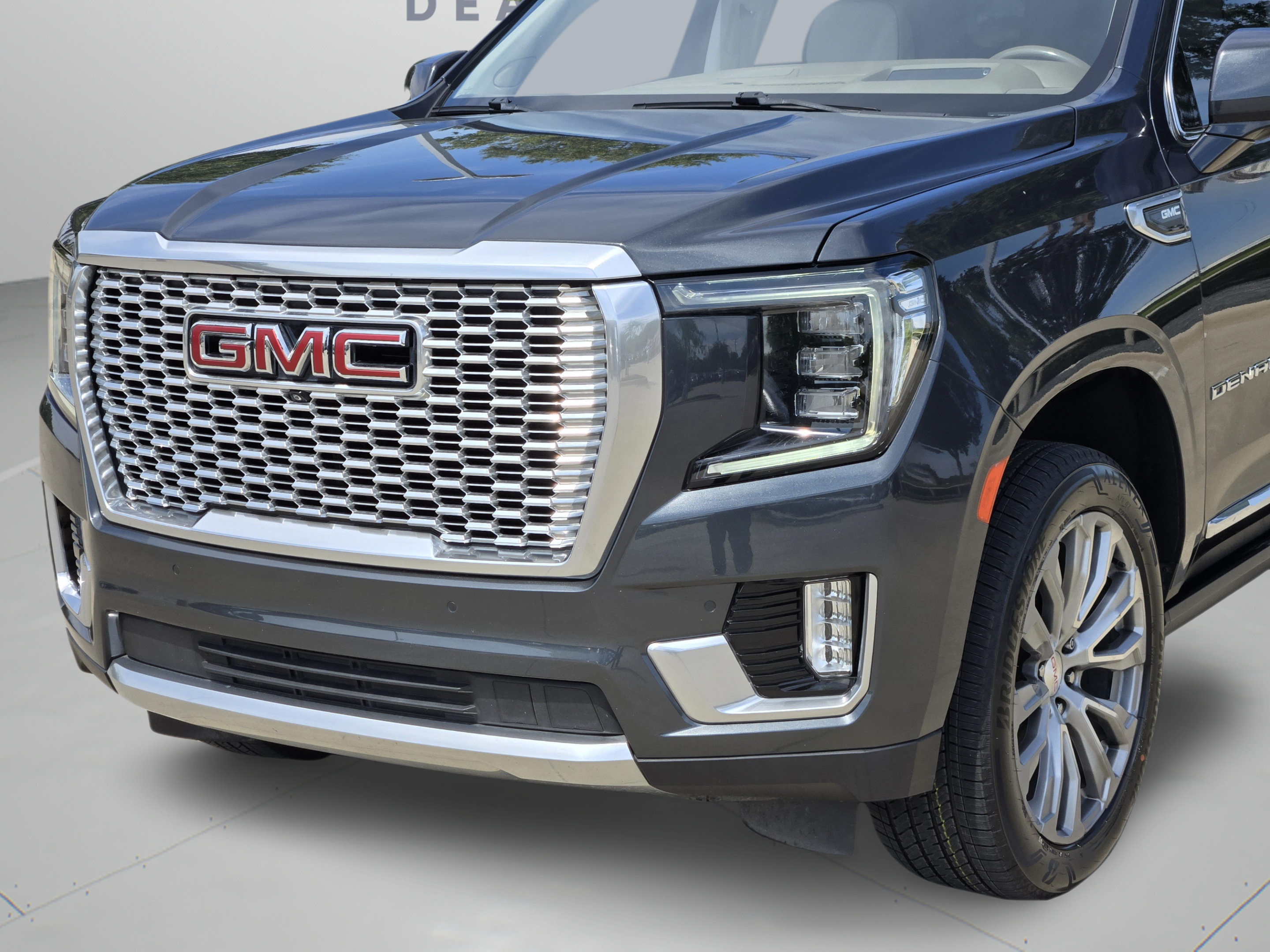 Used 2021 GMC Yukon Denali w/ Denali Ultimate Package AWD/4WD image 34