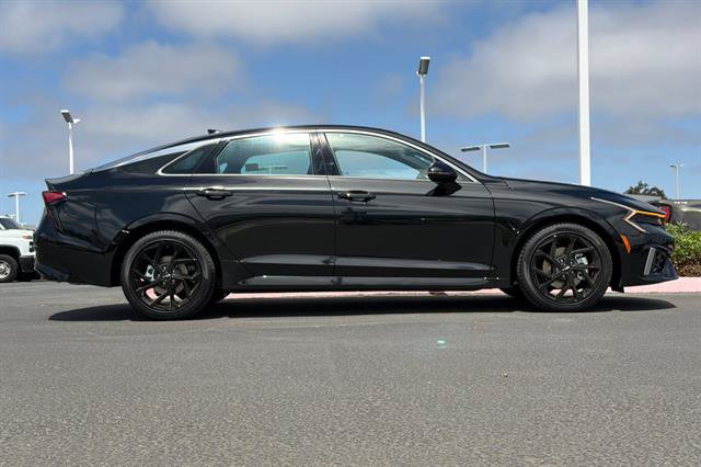 New 2026 Kia K5 GT-Line w/ GT-Line Premium Package FWD image 3