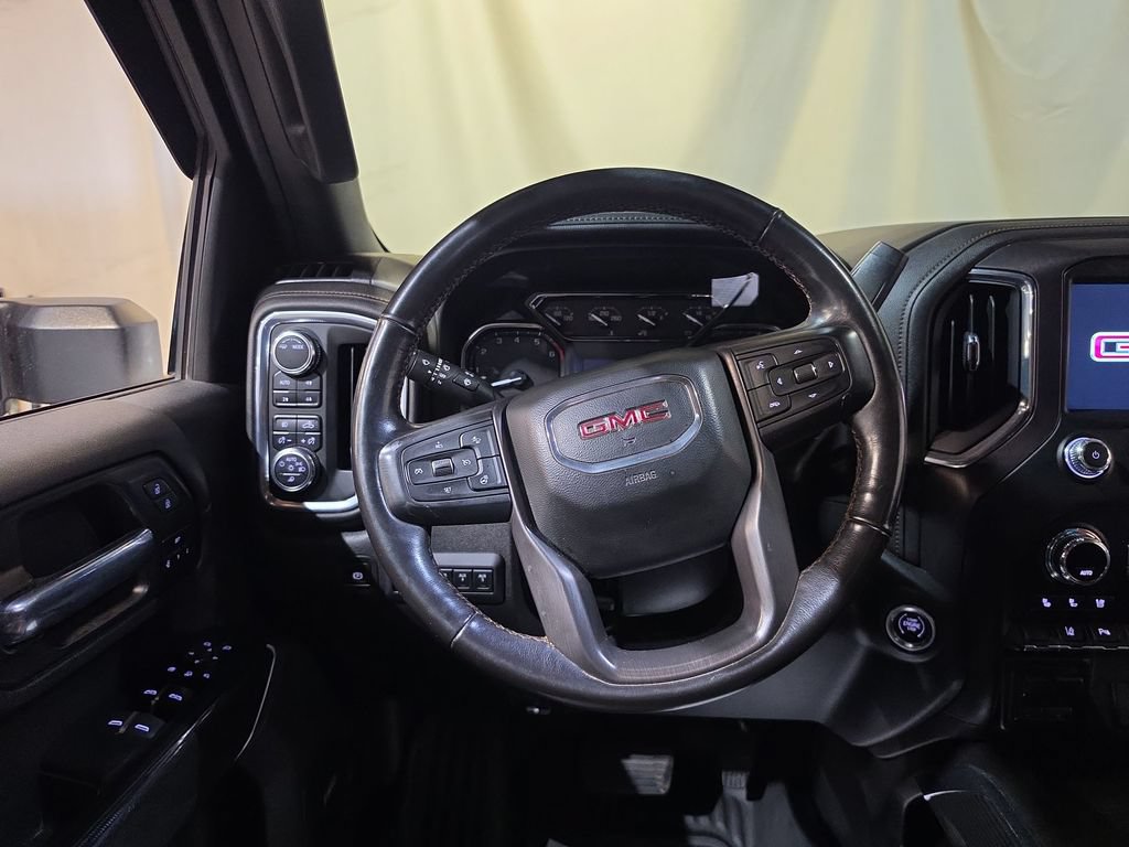 Used 2022 GMC Sierra 2500 AT4 w/ AT4 Preferred Package AWD/4WD image 11