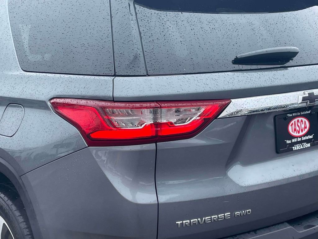 Used 2019 Chevrolet Traverse LT w/ LT Premium Package AWD/4WD image 11