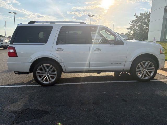 Used 2016 Ford Expedition Platinum RWD image 2