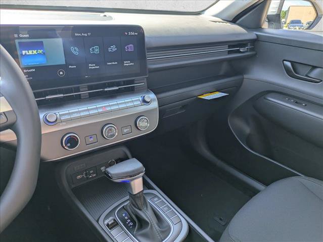 New 2027 Hyundai Kona SE FWD image 13
