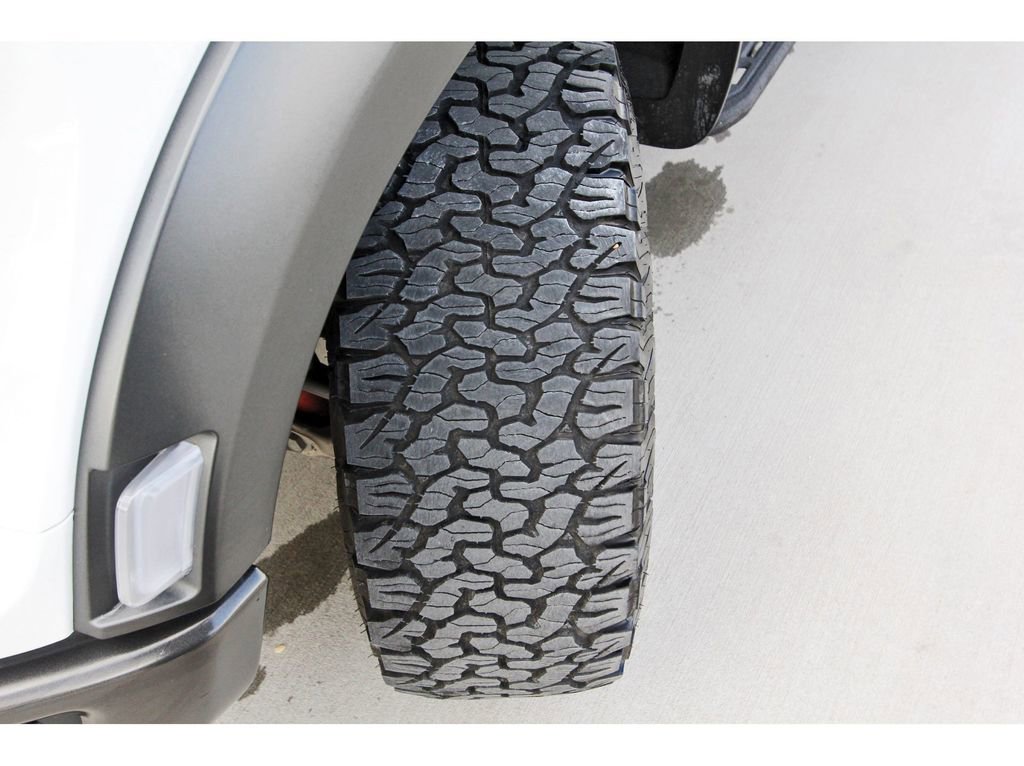 Certified 2023 Ford F150 Raptor w/ Raptor Carbon Fiber Package image 31