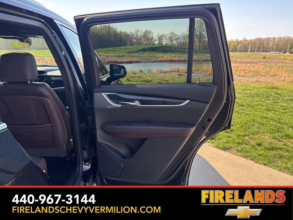 Used 2022 Cadillac XT6 Premium Luxury AWD/4WD image 44