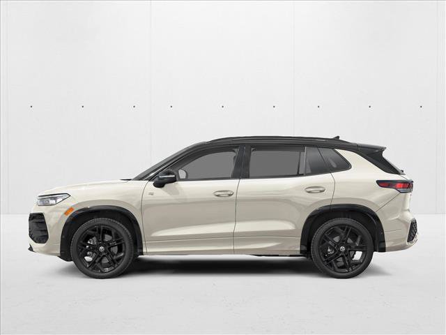 New 2026 Volkswagen Tiguan SE R-Line FWD image 3
