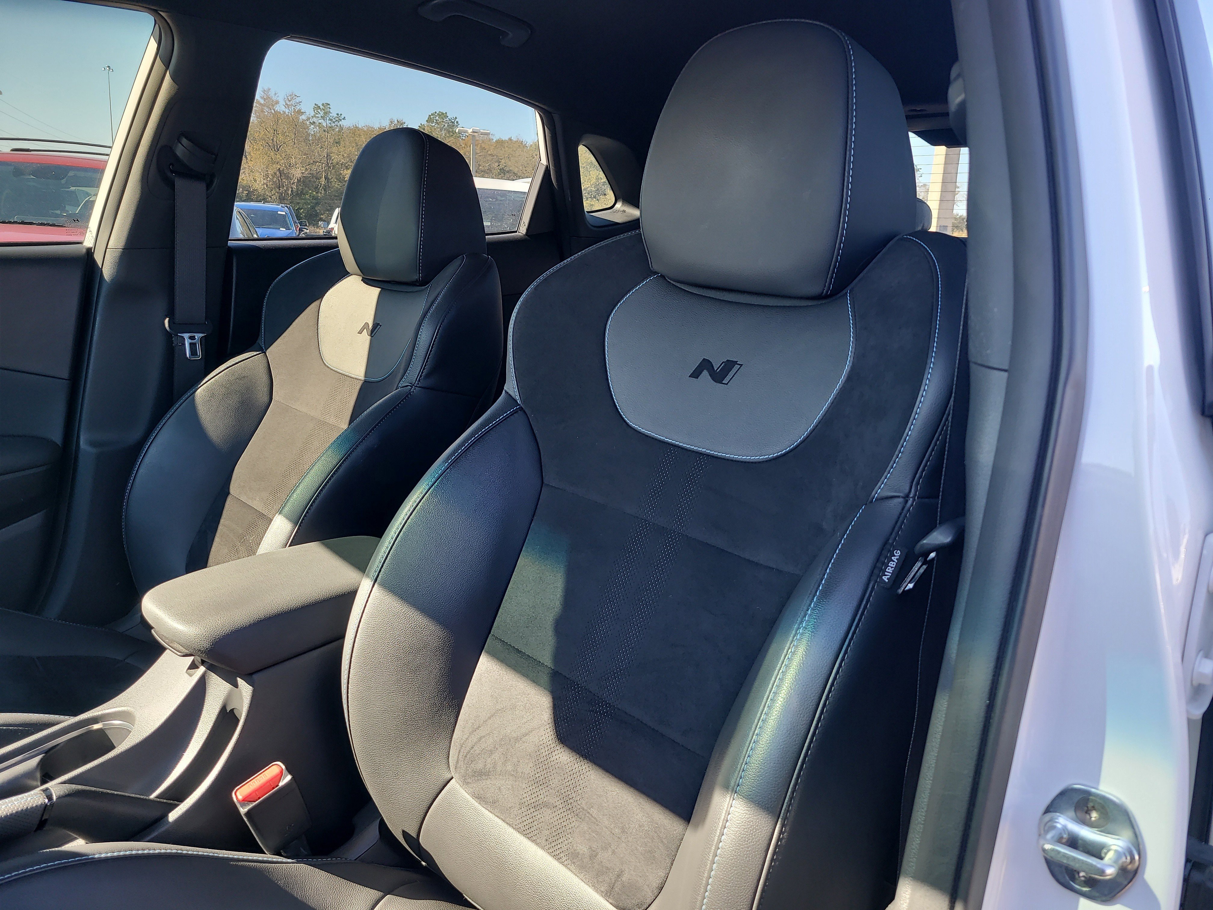 Used 2022 Hyundai Kona N image 17