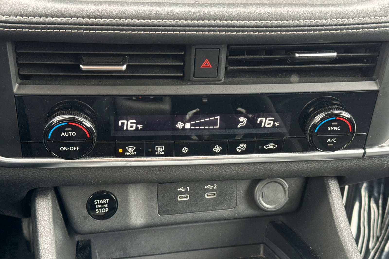 Certified 2024 Nissan Rogue SV FWD image 27