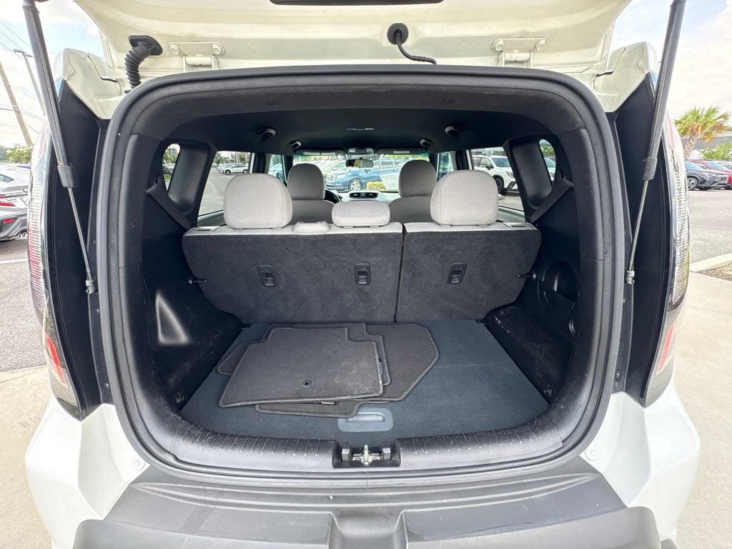 Used 2016 Kia Soul FWD image 16