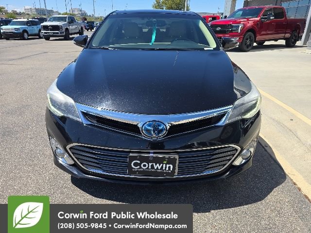 Used 2015 Toyota Avalon Limited w/ Technology Package FWD image 2