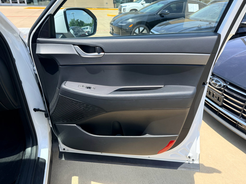 Used 2024 Hyundai Palisade SEL FWD image 11