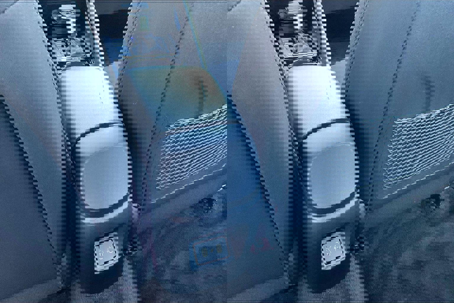 Used 2025 Hyundai Elantra SEL image 10