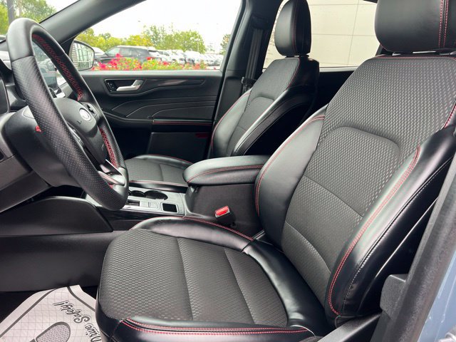 Used 2024 Ford Escape ST-Line w/ Tech Pack #1 AWD/4WD image 21