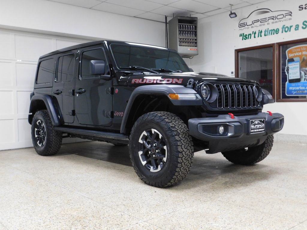 Used 2024 Jeep Wrangler Unlimited Rubicon w/ Technology Group AWD/4WD image 5