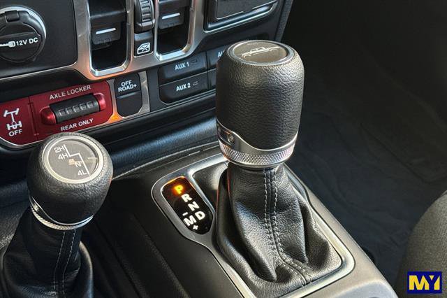 Used 2025 Jeep Gladiator Willys image 24