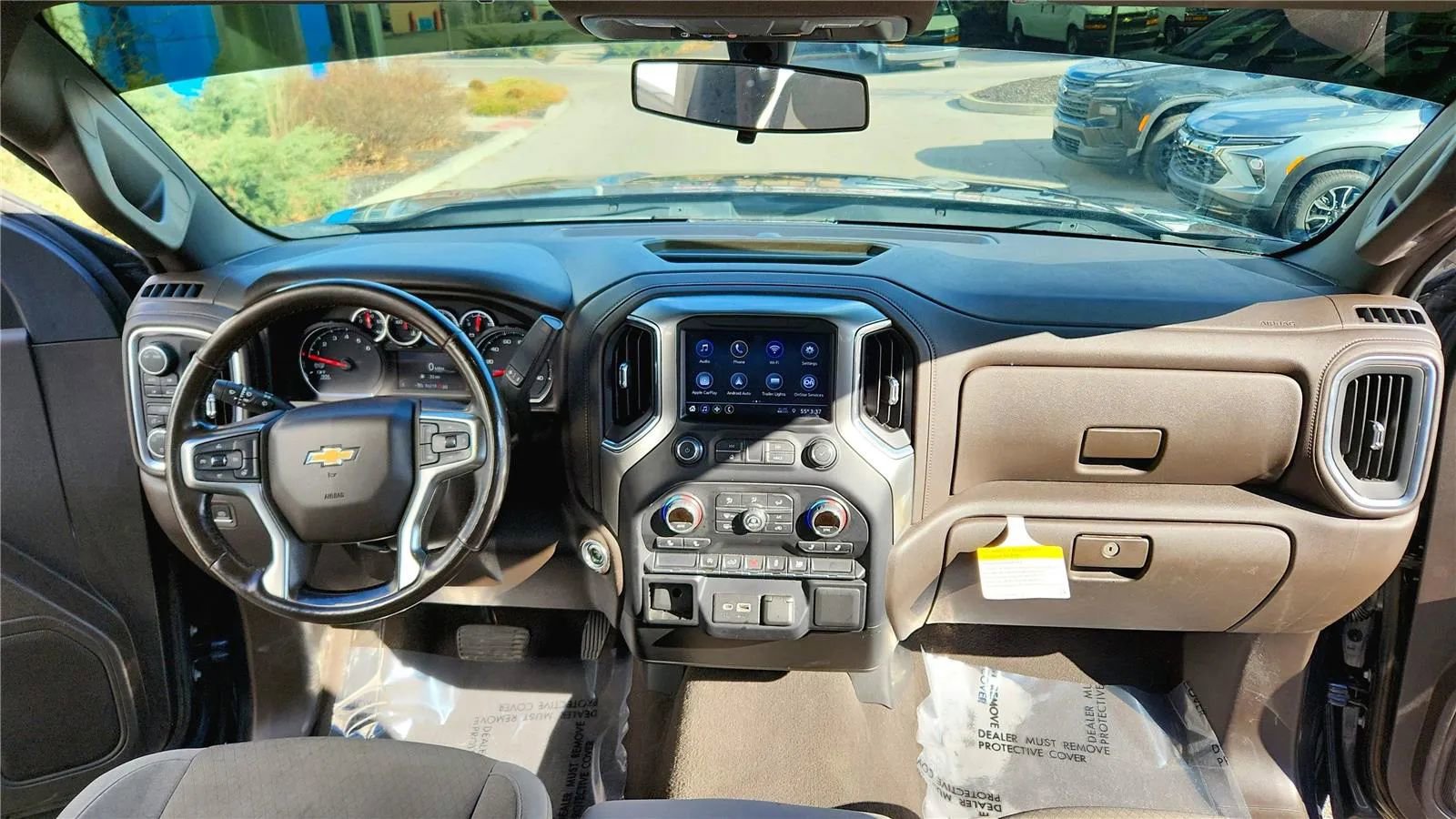 Used 2021 Chevrolet Silverado 1500 LT image 32
