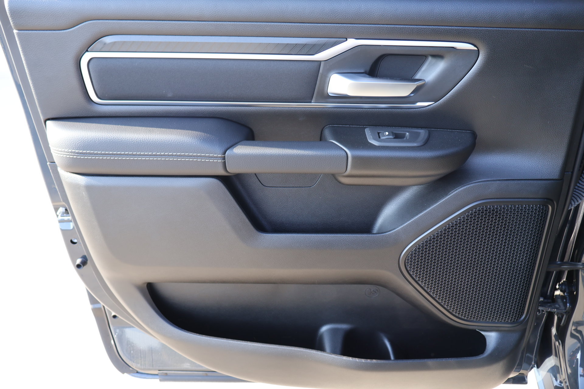 New 2026 RAM 1500 Lone Star AWD/4WD image 17