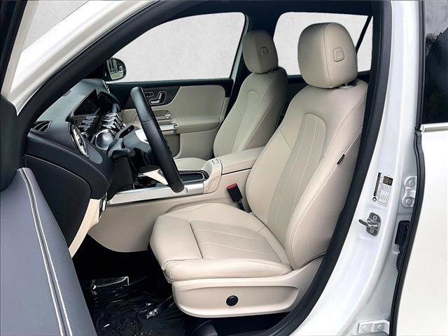 Used 2025 Mercedes-Benz GLB 250 image 27