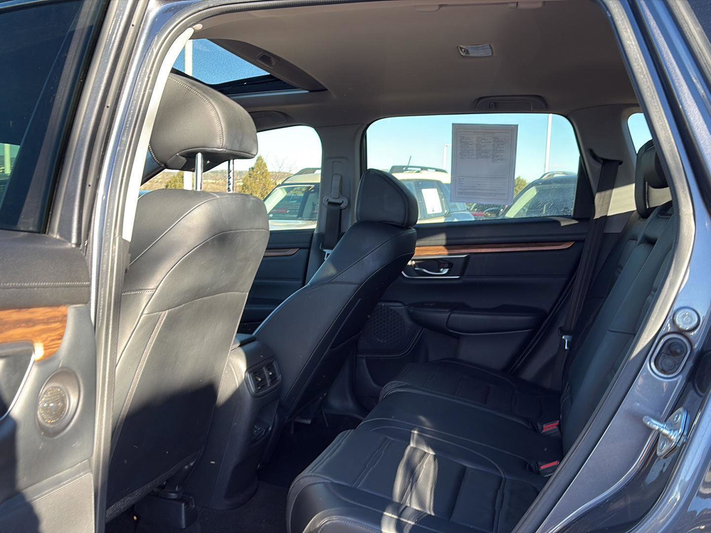 Used 2019 Honda CR-V Touring image 19