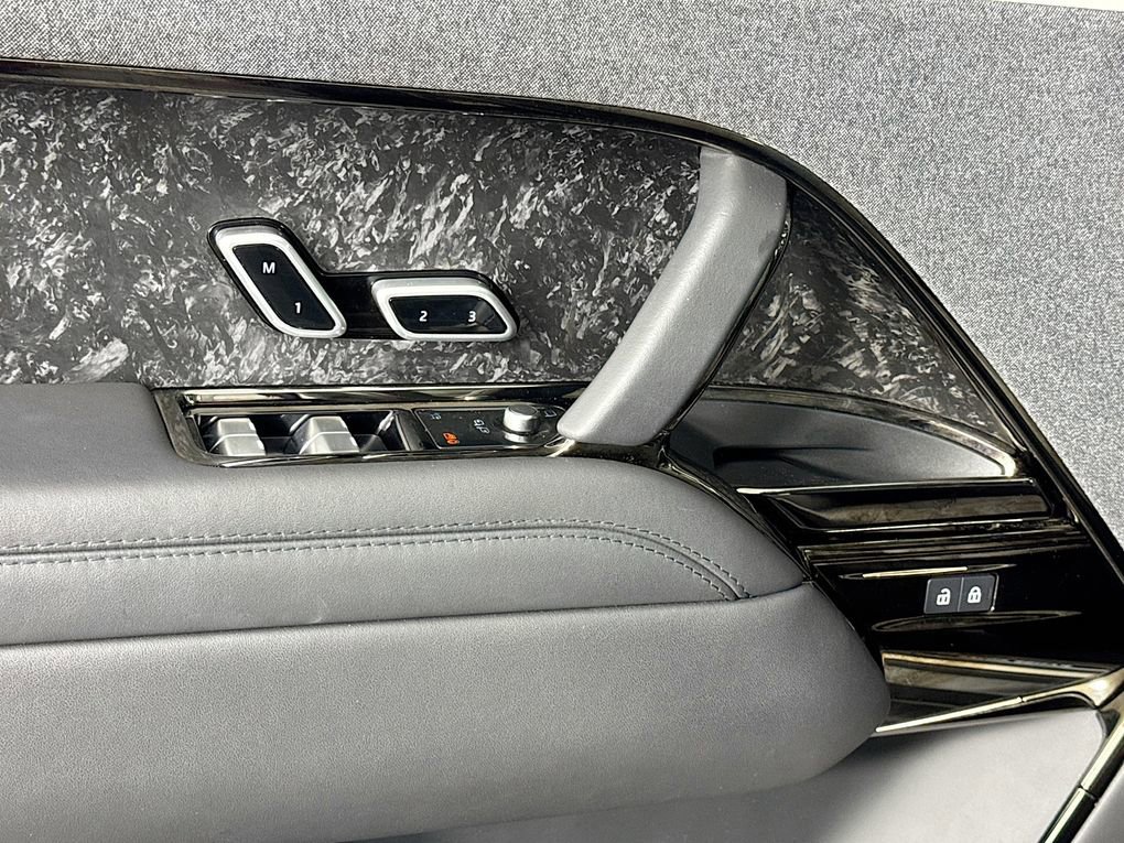 Used 2023 Land Rover Range Rover Sport SE Dynamic image 18