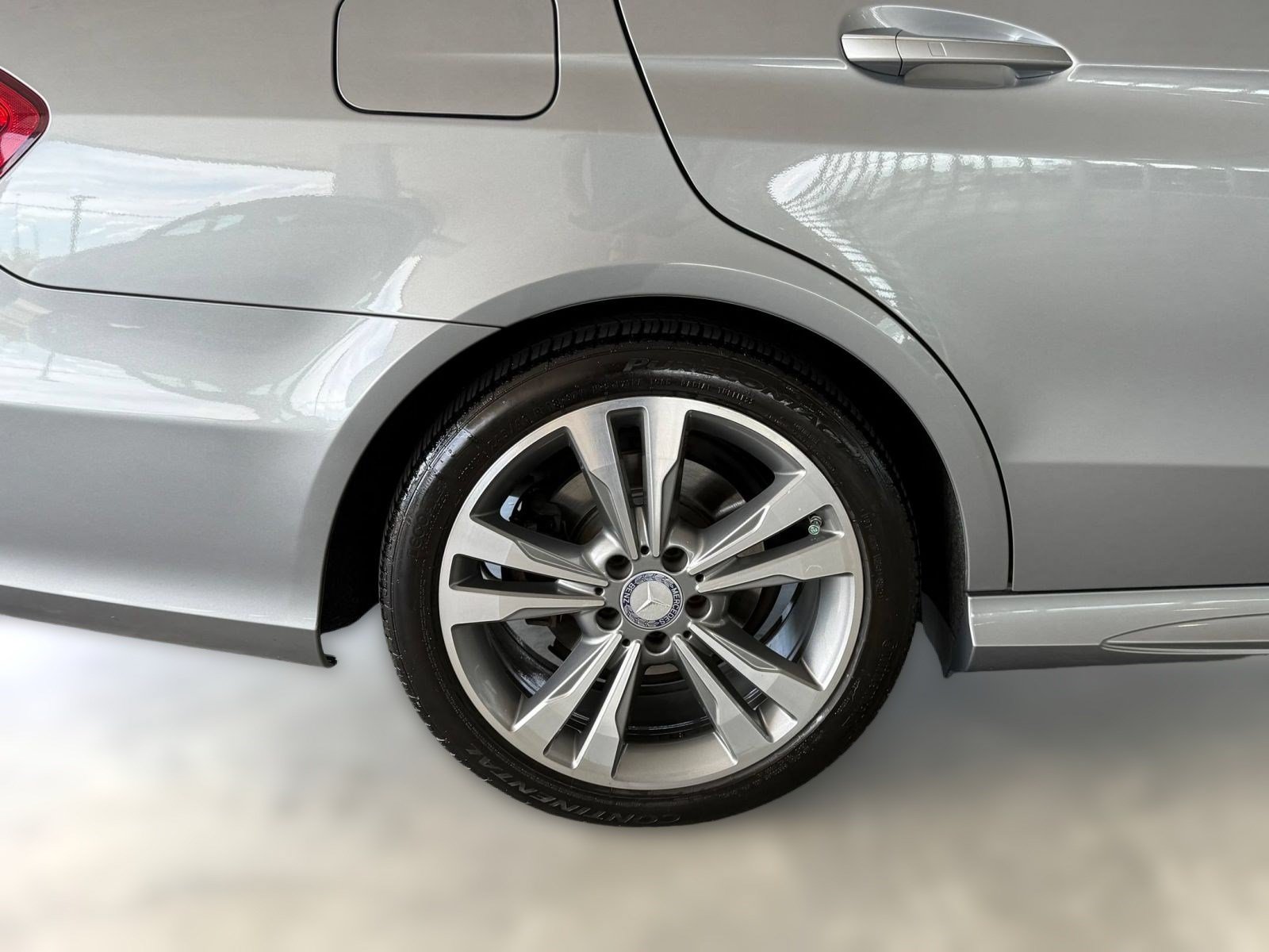 Used 2014 Mercedes-Benz E 350 Sedan image 12