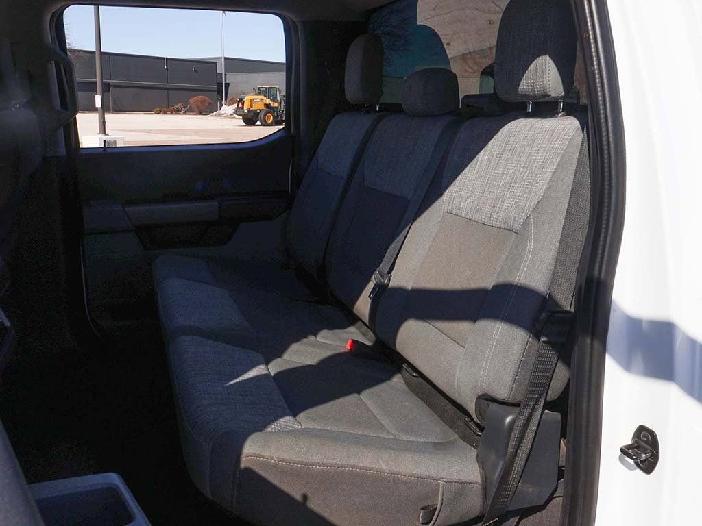 Used 2024 Ford F250 XLT w/ FX4 Off-Road Package image 24