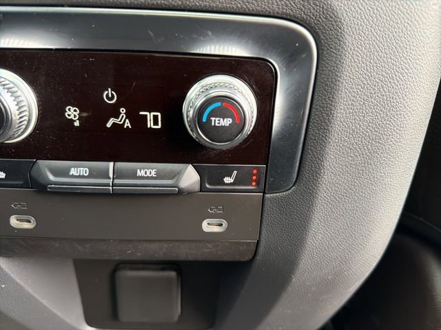 Used 2021 GMC Yukon Denali w/ Denali Premium Package image 36