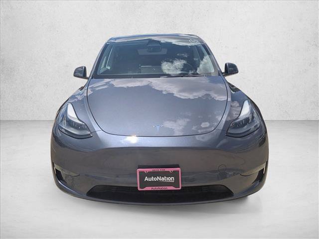 Used 2023 Tesla Model Y Long Range AWD/4WD image 2