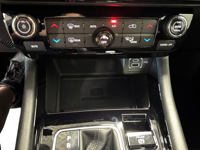 New 2026 Jeep Compass Latitude image 13