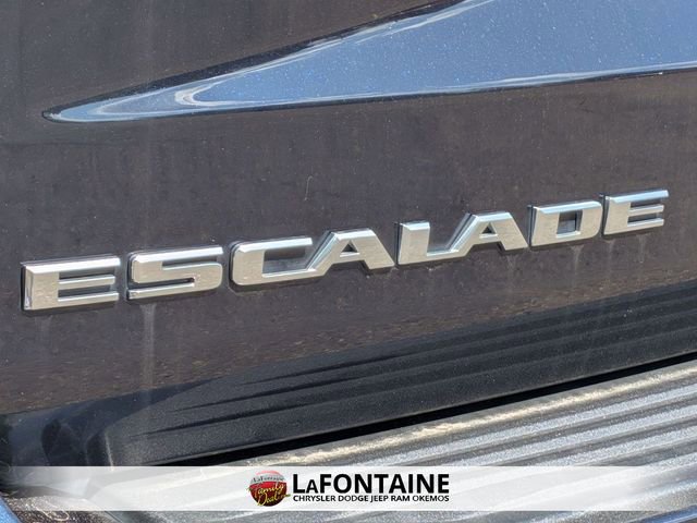 Used 2021 Cadillac Escalade Premium Luxury image 10