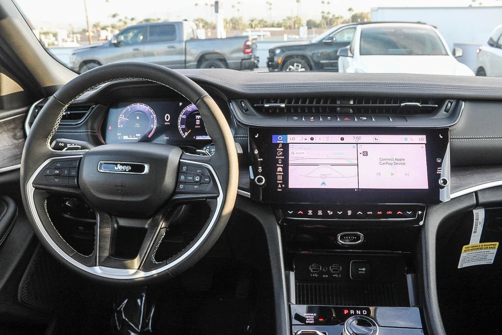 New 2026 Jeep Grand Cherokee Altitude AWD/4WD image 14