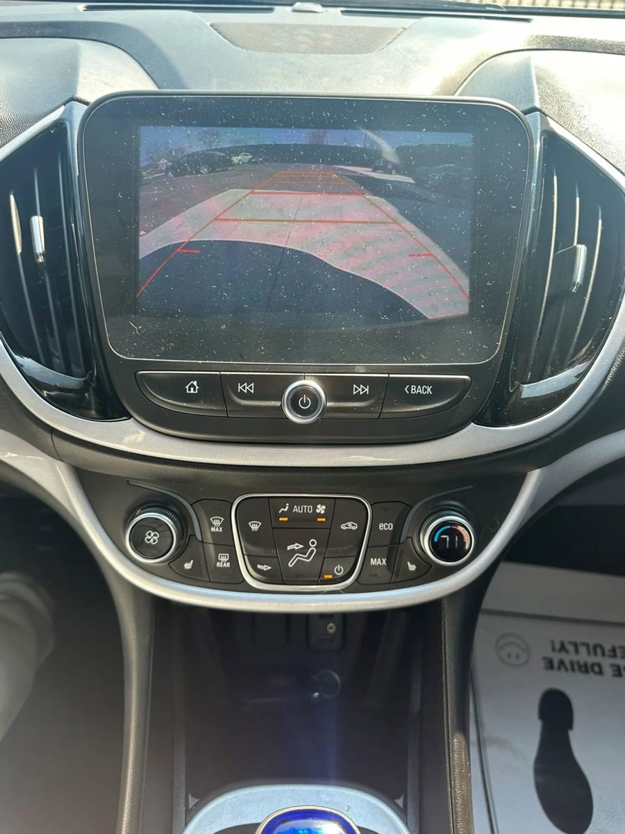 Used 2017 Chevrolet Volt LT w/ Comfort Package image 19