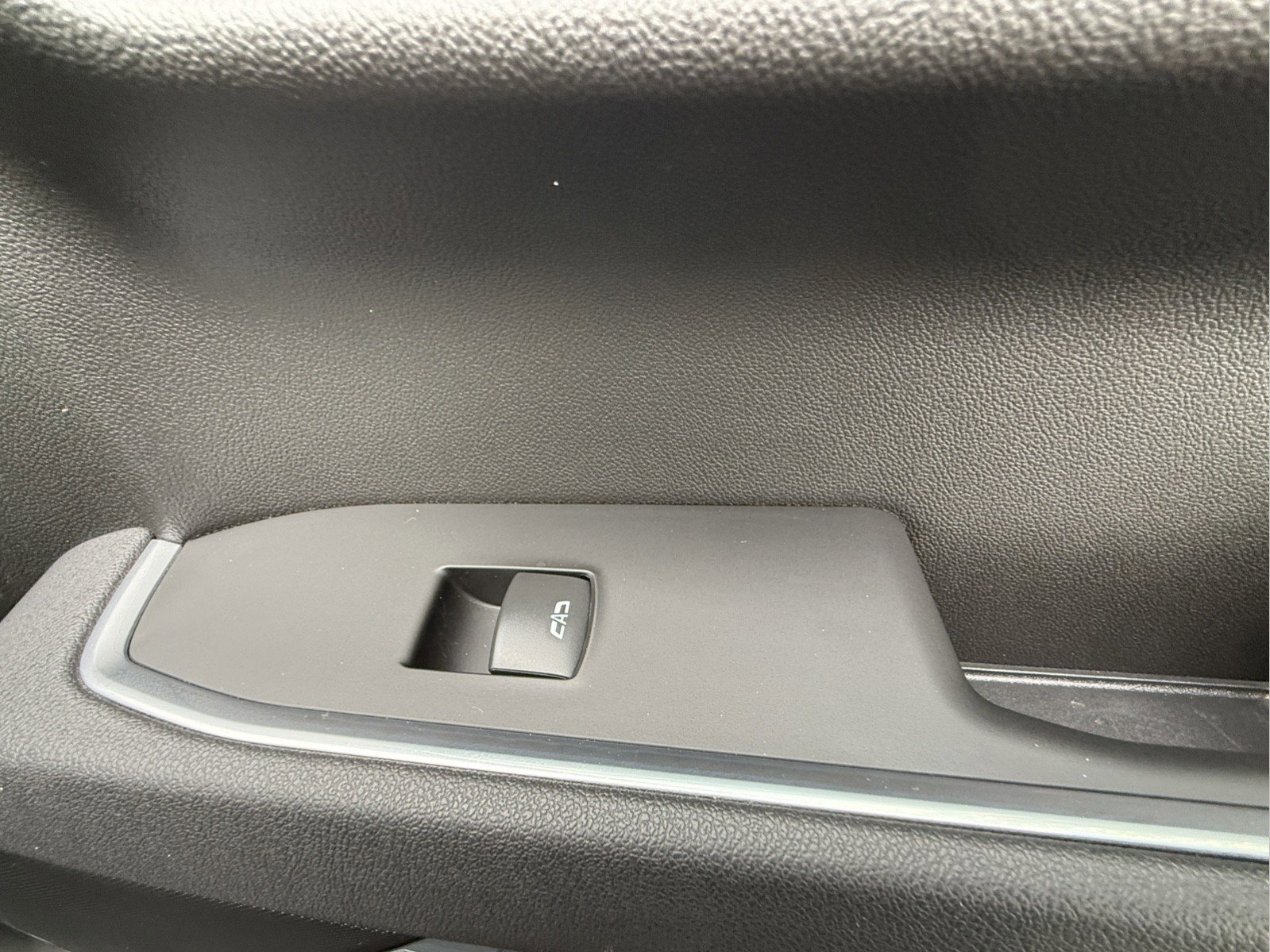 Certified 2025 GMC Sierra 1500 SLT image 55