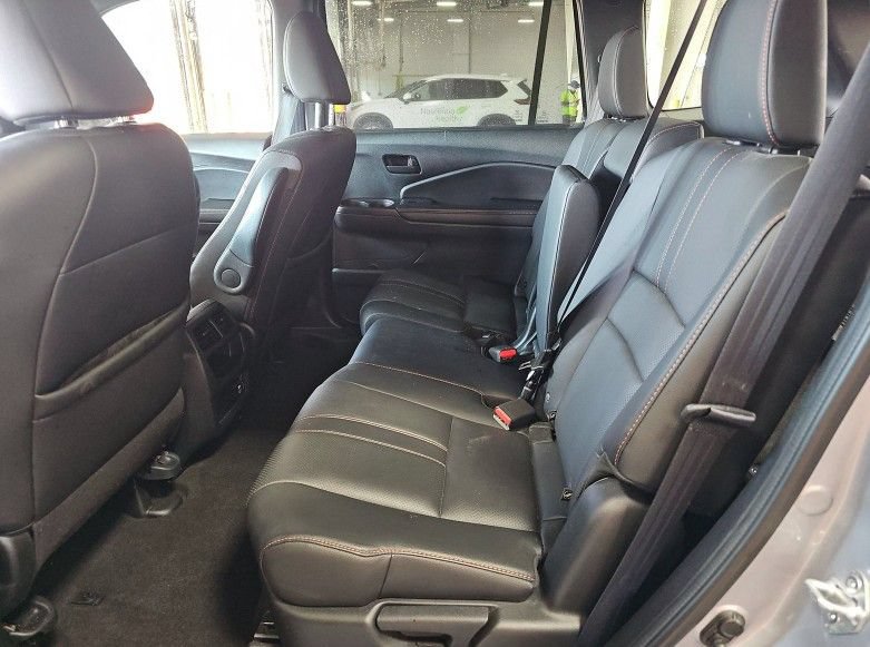 Used 2023 Honda Passport TrailSport image 7
