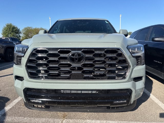 Used 2026 Toyota Sequoia Platinum AWD/4WD image 2
