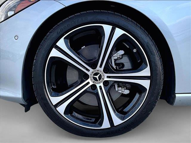 Used 2025 Mercedes-Benz C 300 Sedan image 10