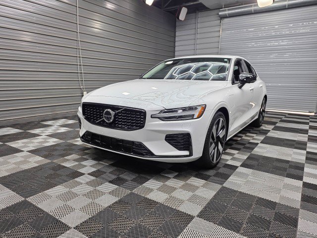 Used 2025 Volvo S60 T8 Plus w/ Climate Package AWD/4WD image 44