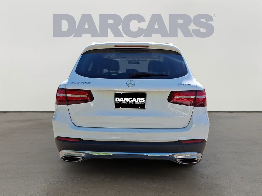 Used 2018 Mercedes-Benz GLC 300 4MATIC image 5