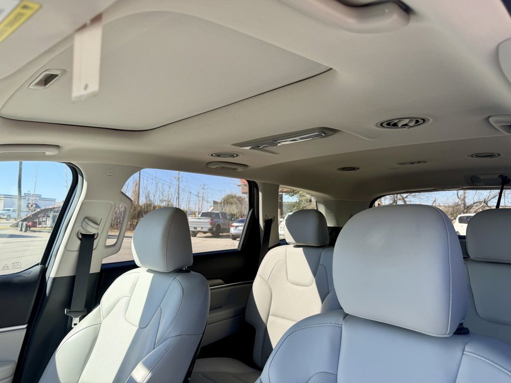 Used 2020 Kia Telluride S w/ S 8 Passenger Seating Package image 28