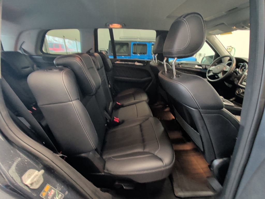 Used 2016 Mercedes-Benz GL 450 4MATIC image 17