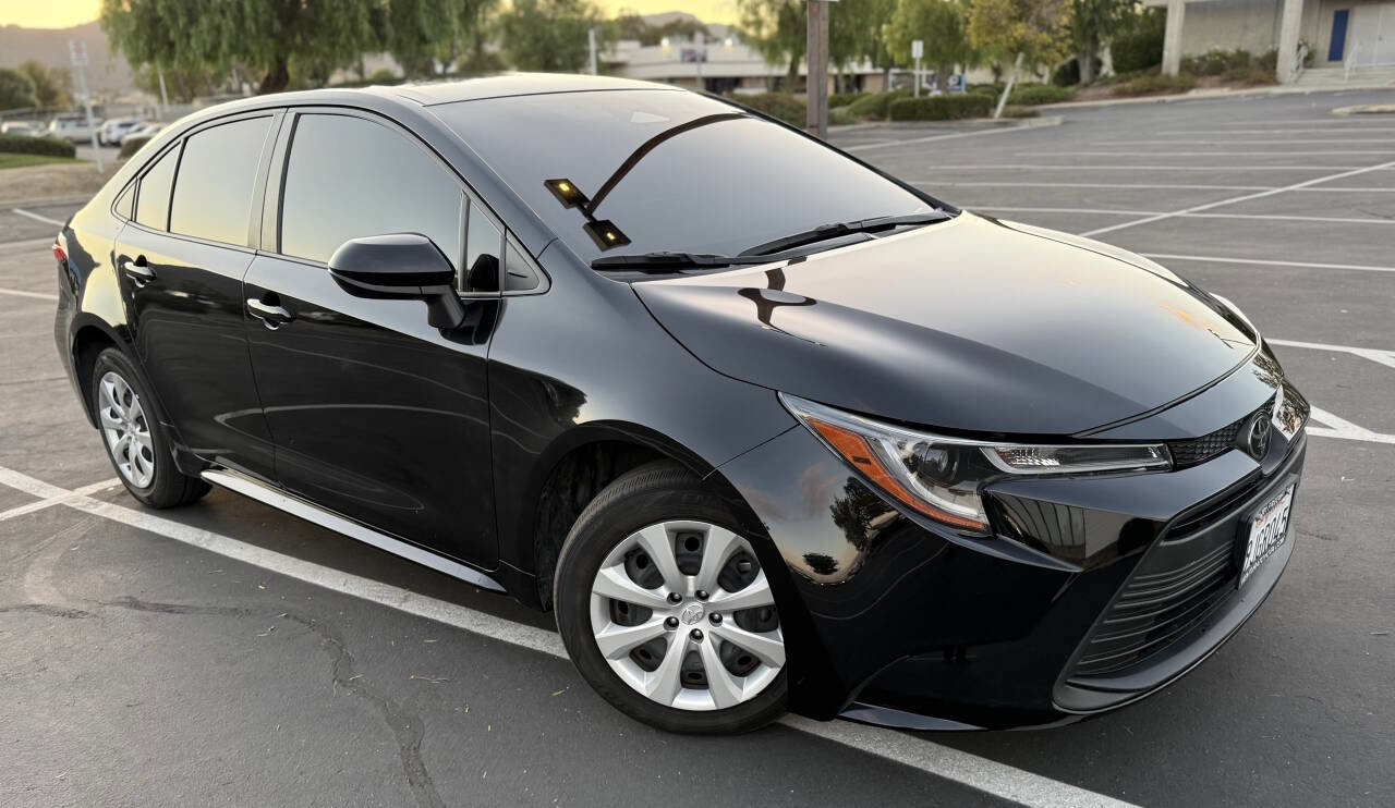 Used 2024 Toyota Corolla LE image 3