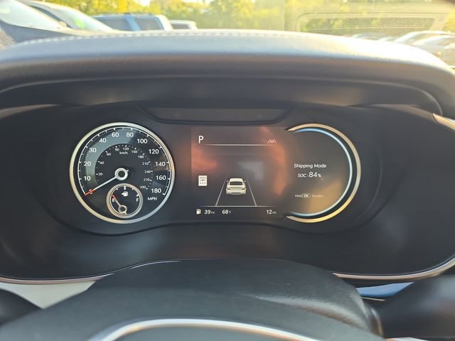 Used 2026 Genesis G70 2.5T image 15