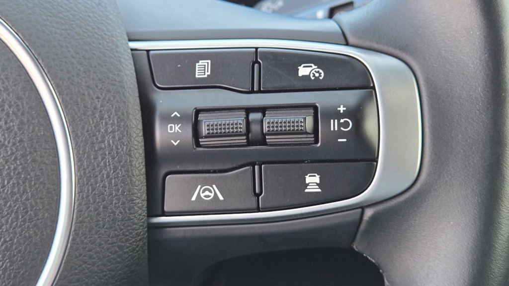 Used 2025 Kia K5 GT-Line w/ GT-Line Premium Package AWD/4WD image 19