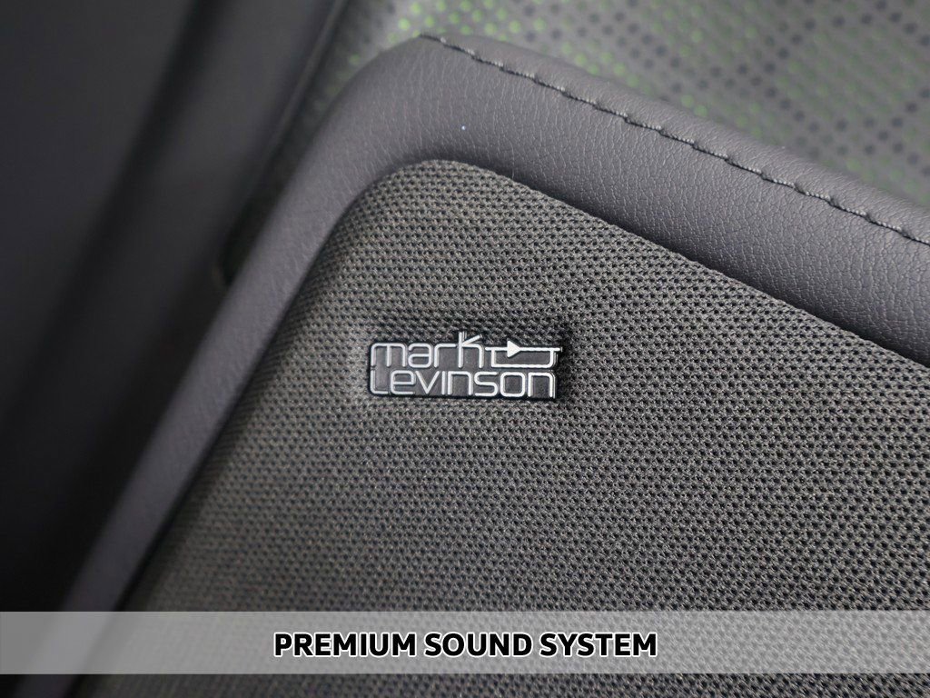 Used 2024 Lexus GX 550 image 4