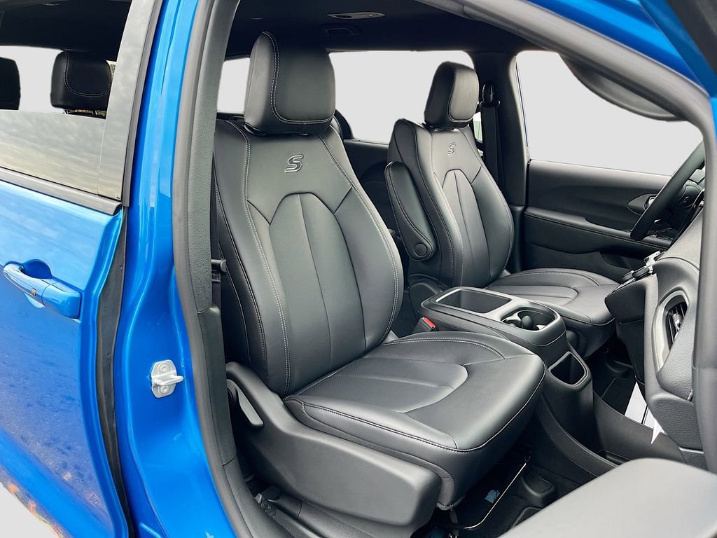 New 2026 Chrysler Pacifica Select image 28