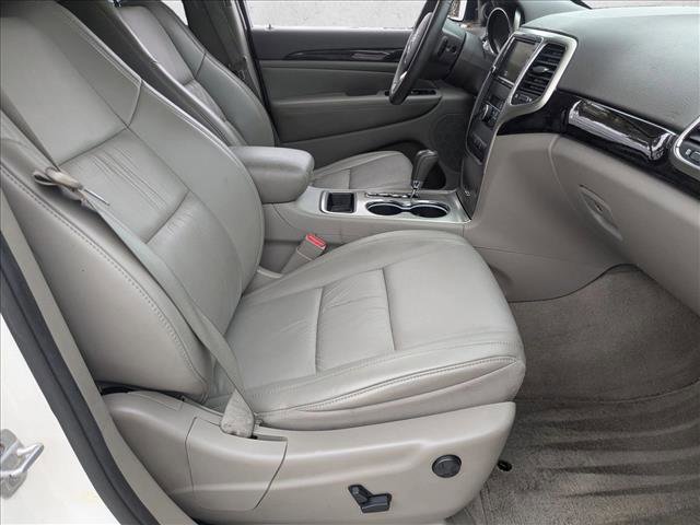 Used 2011 Jeep Grand Cherokee Laredo image 20